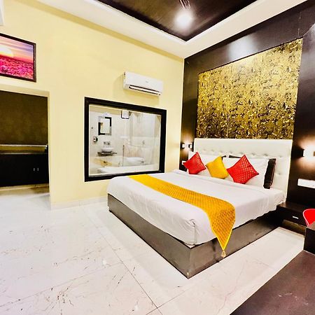 Hotel Grand Bhagwat, Udaipur Eksteriør billede