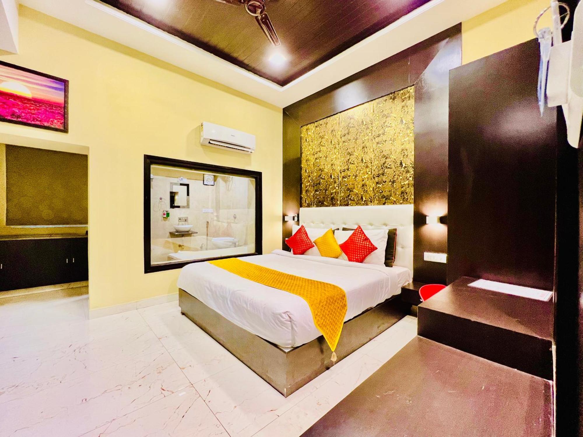 Hotel Grand Bhagwat, Udaipur Eksteriør billede