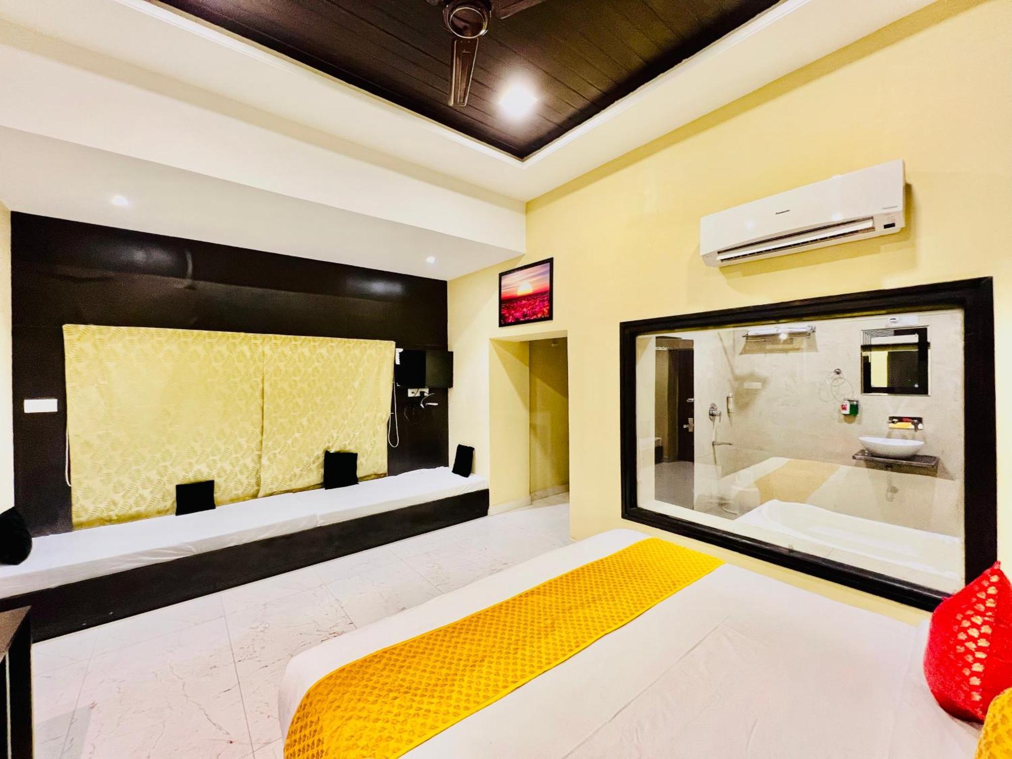 Hotel Grand Bhagwat, Udaipur Eksteriør billede