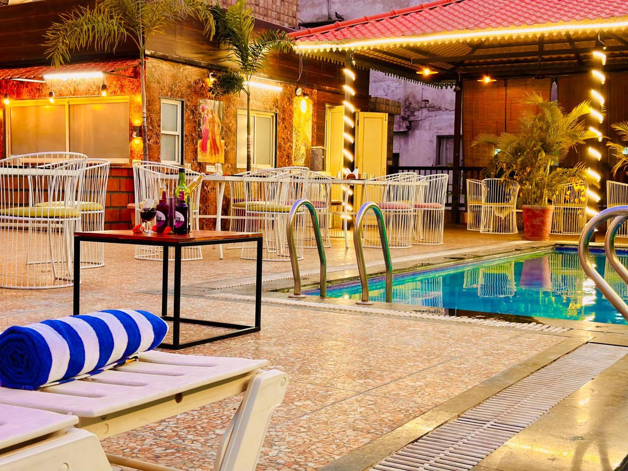 Hotel Grand Bhagwat, Udaipur Eksteriør billede